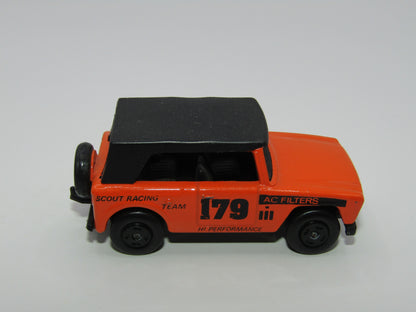 Matchbox Superfast 18A Field Car Scout Racing BLACK Wheel Hubs