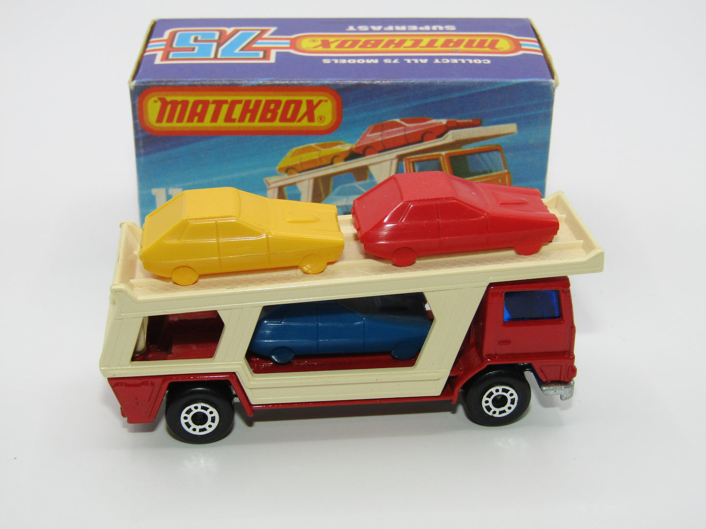 Matchbox Superfast No 11C Car Transporter Red, DARK BLUE Car, Rare on Red Transporter