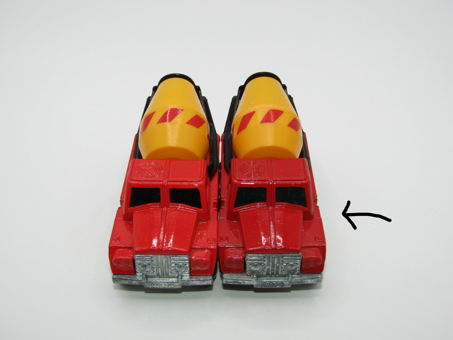 Matchbox Superfast 19C Cement Truck DARK Red, Yellow Barrell