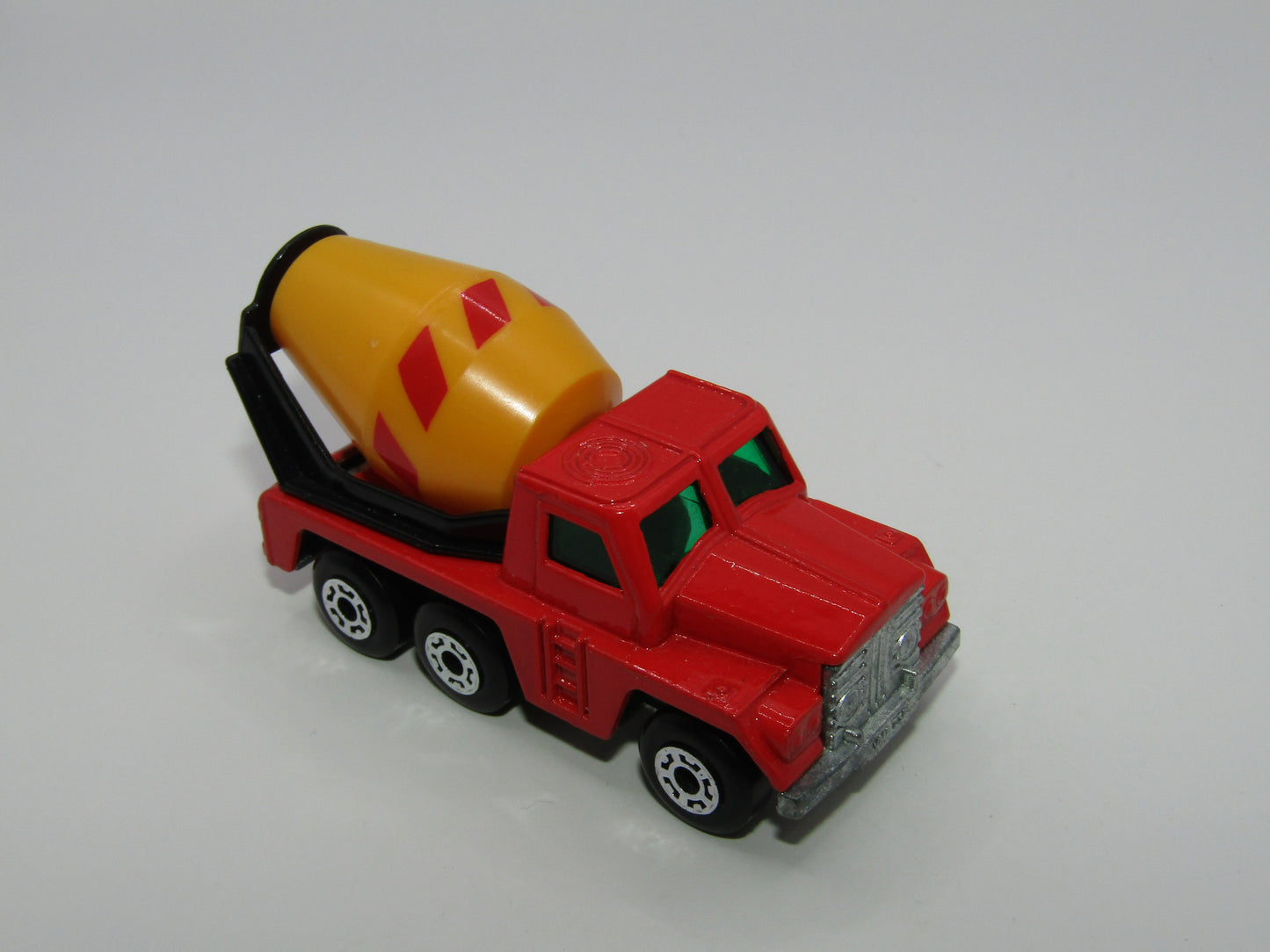 Matchbox Superfast 19C Cement Truck LIGHT Red, Yellow Barrell