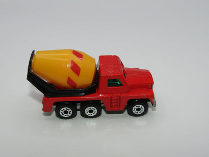 Matchbox Superfast 19C Cement Truck LIGHT Red, Yellow Barrell