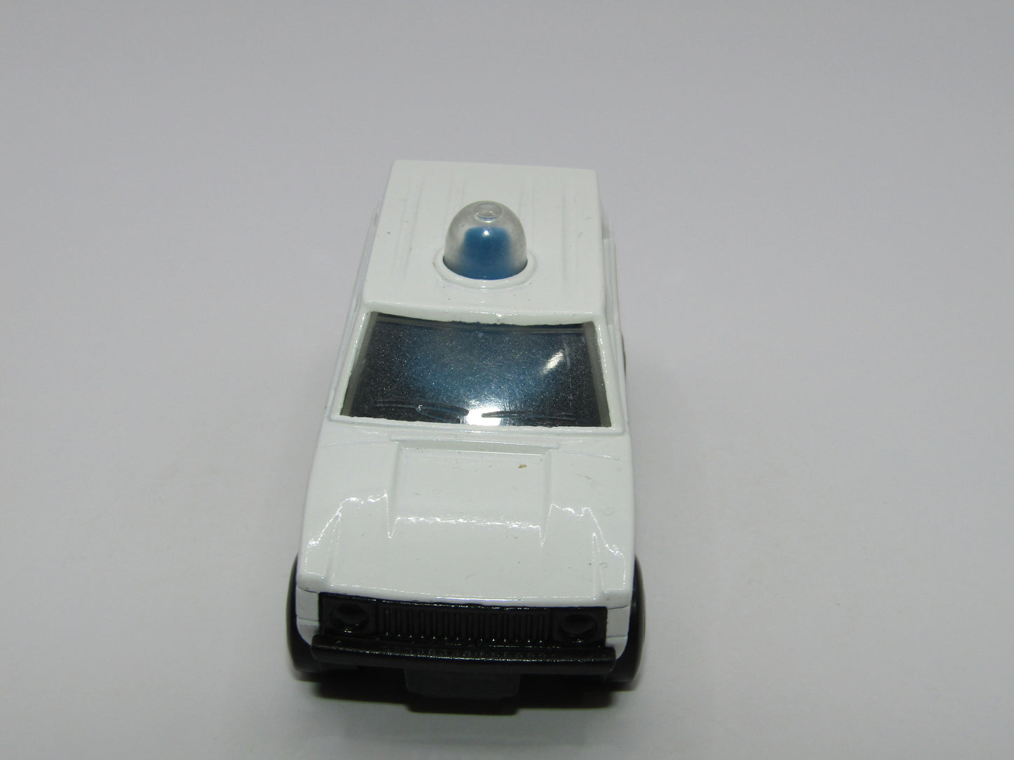 Matchbox Superfast 20B Police Patrol Checker Label Metallic Grey Base