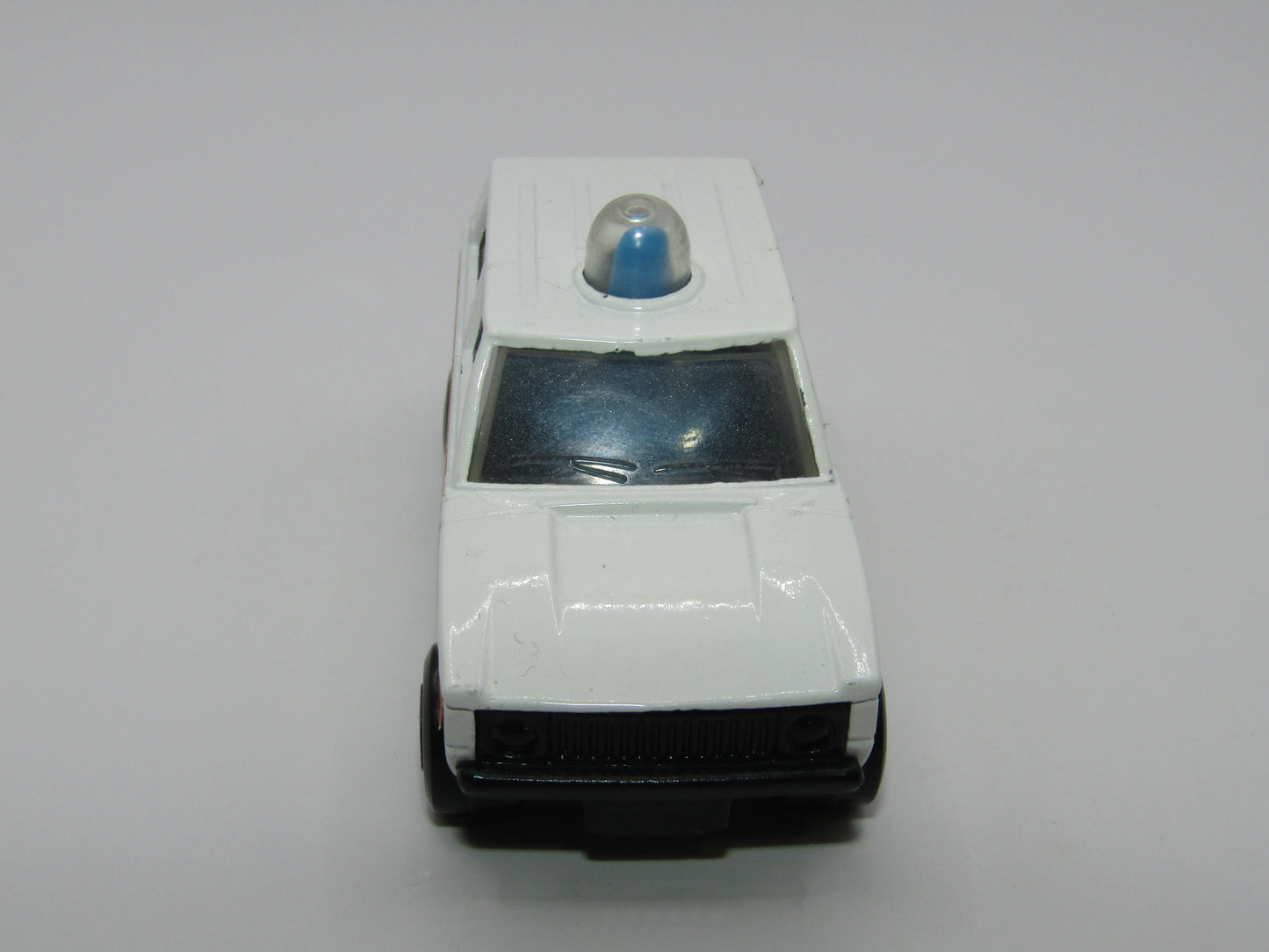 Matchbox Superfast 20B Police Patrol Checker Label BLUE-GREY Base