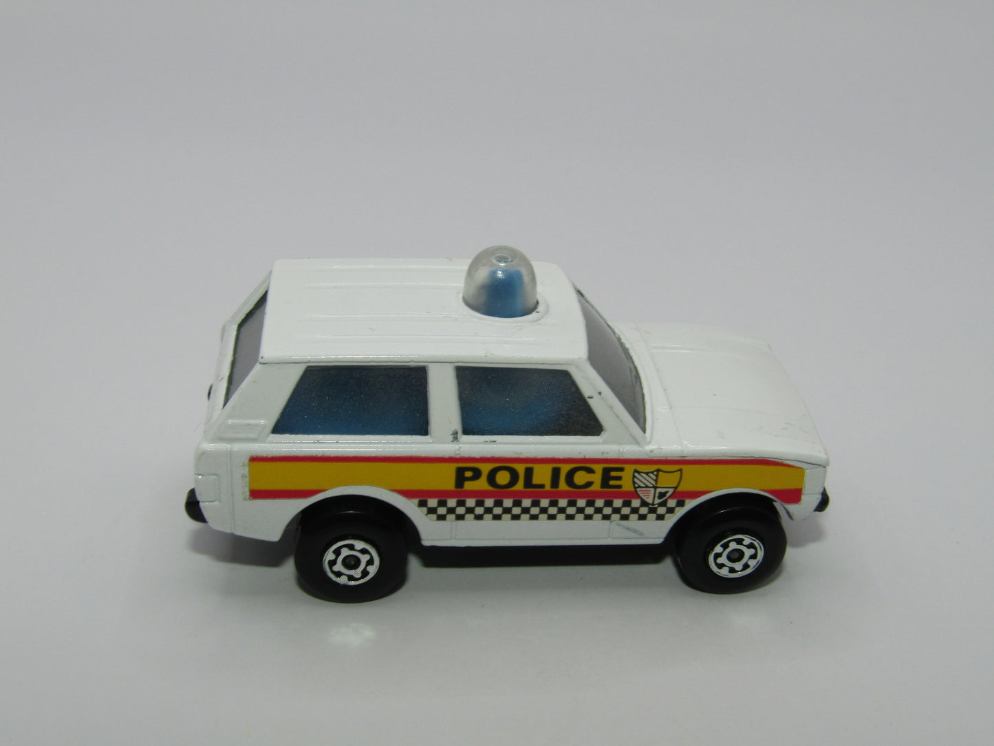 Matchbox Superfast 20B Police Patrol Checker Label BLUE-GREY Base