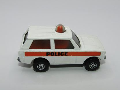 Matchbox Superfast 20B Police Patrol Thin Police In Middle Smoke Windows