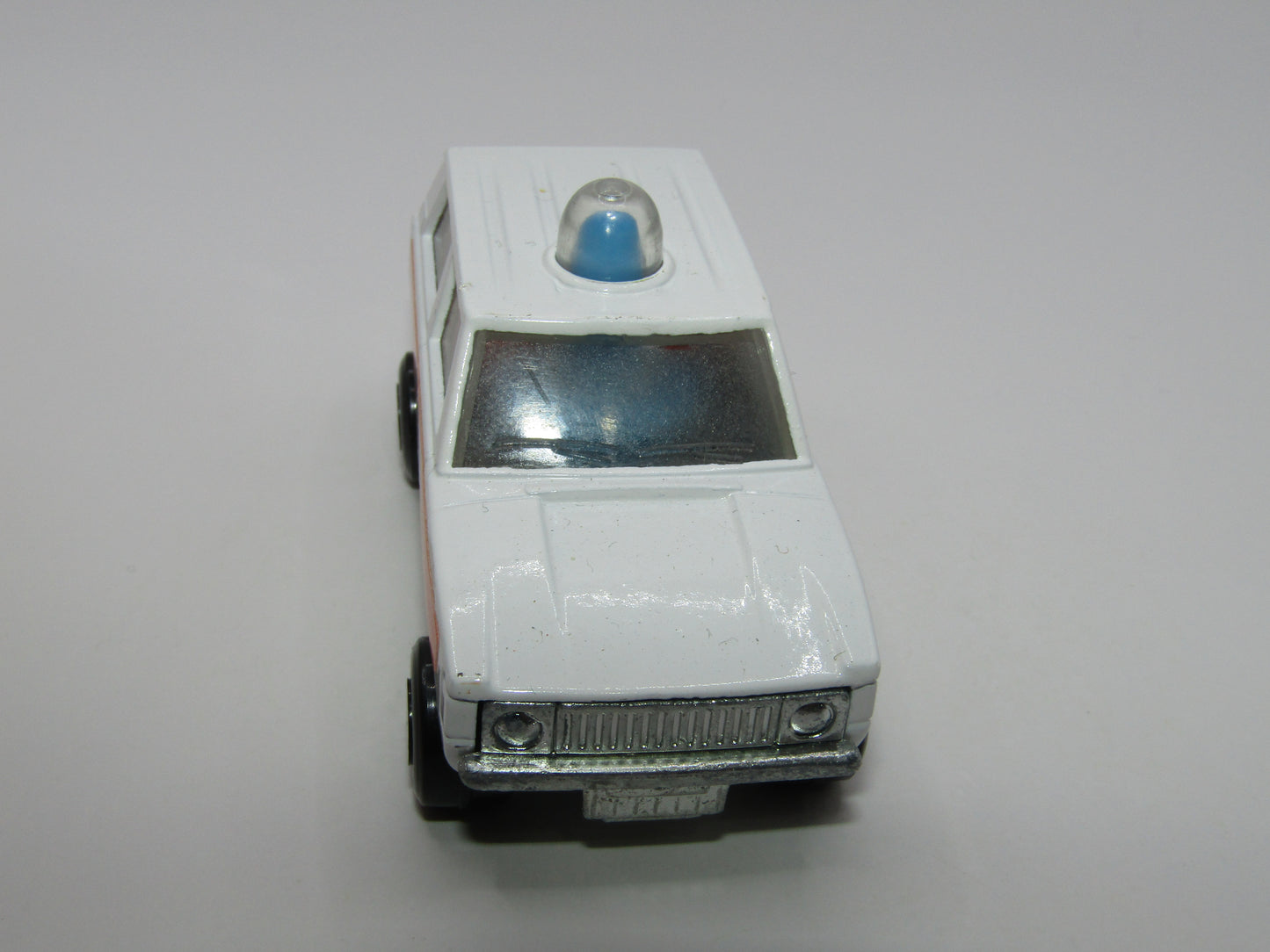 Matchbox Superfast 20B Police Patrol Blue Dome Orange Spinner