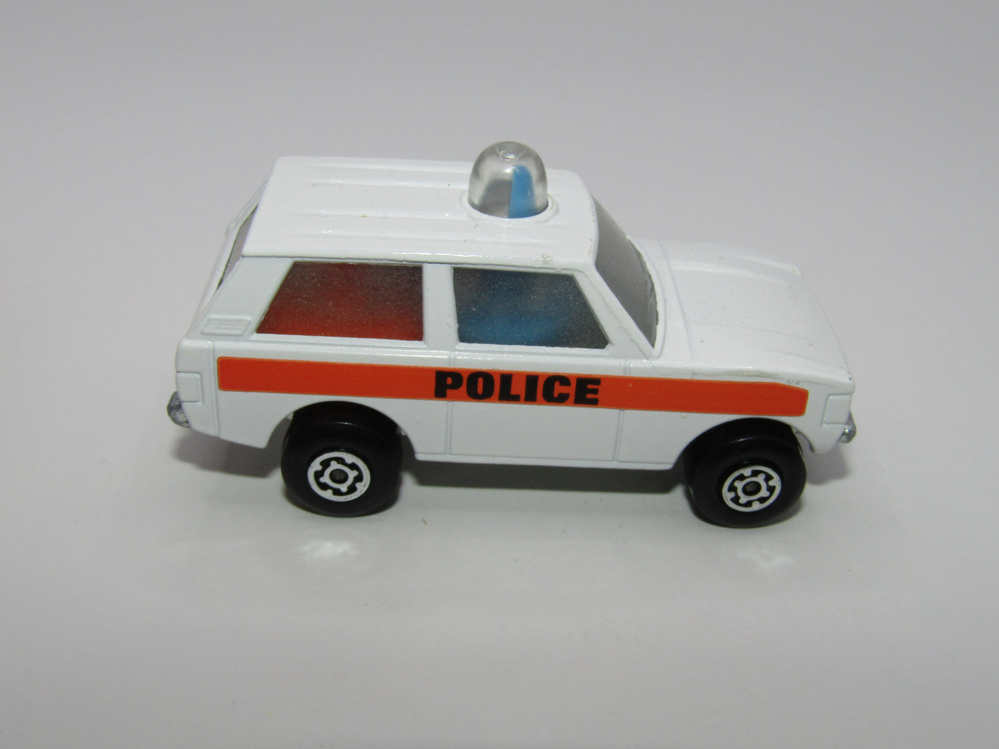 Matchbox Superfast 20B Police Patrol Blue Dome Orange Spinner