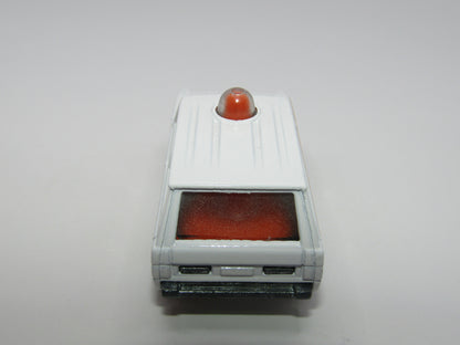 Matchbox Superfast 20B Police Patrol Thin Police Clear Windows
