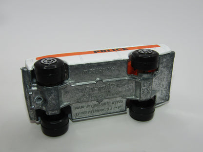 Matchbox Superfast 20B Police Patrol Thin Police Clear Windows