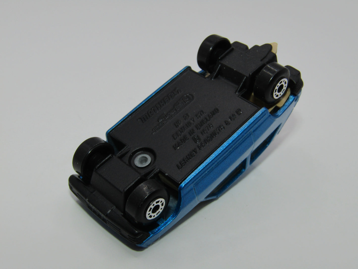 Matchbox Superfast 21C Renault 5TL Light Blue BLACK Base