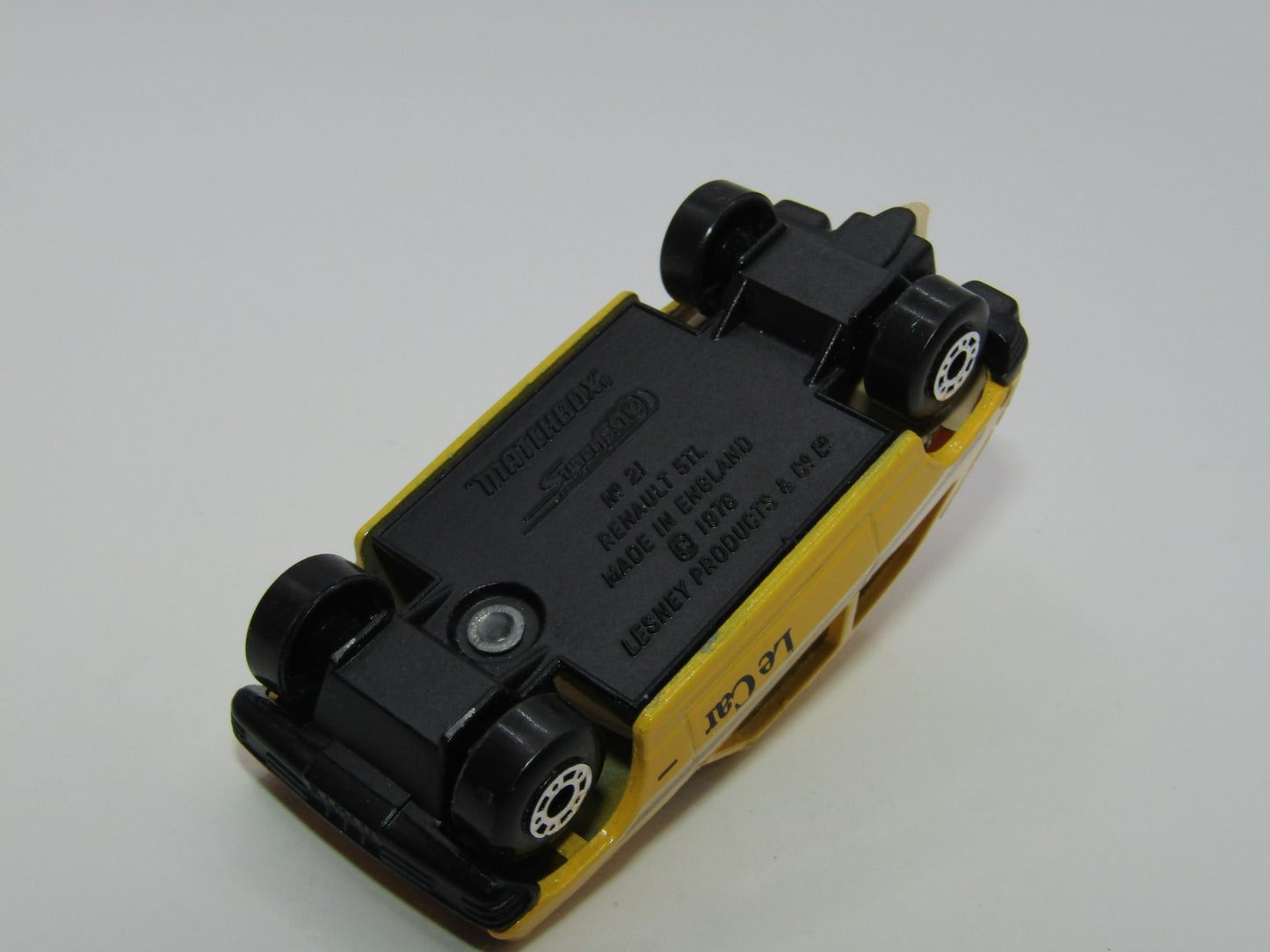 Matchbox Superfast 21C Renault 5TL Le Car Yellow, Black Base