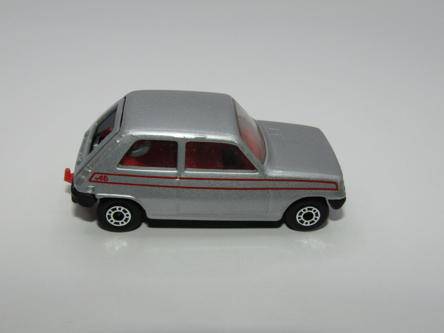 Matchbox Superfast 21C Renault 5TL Silver A5 Tampo Satin Black Base