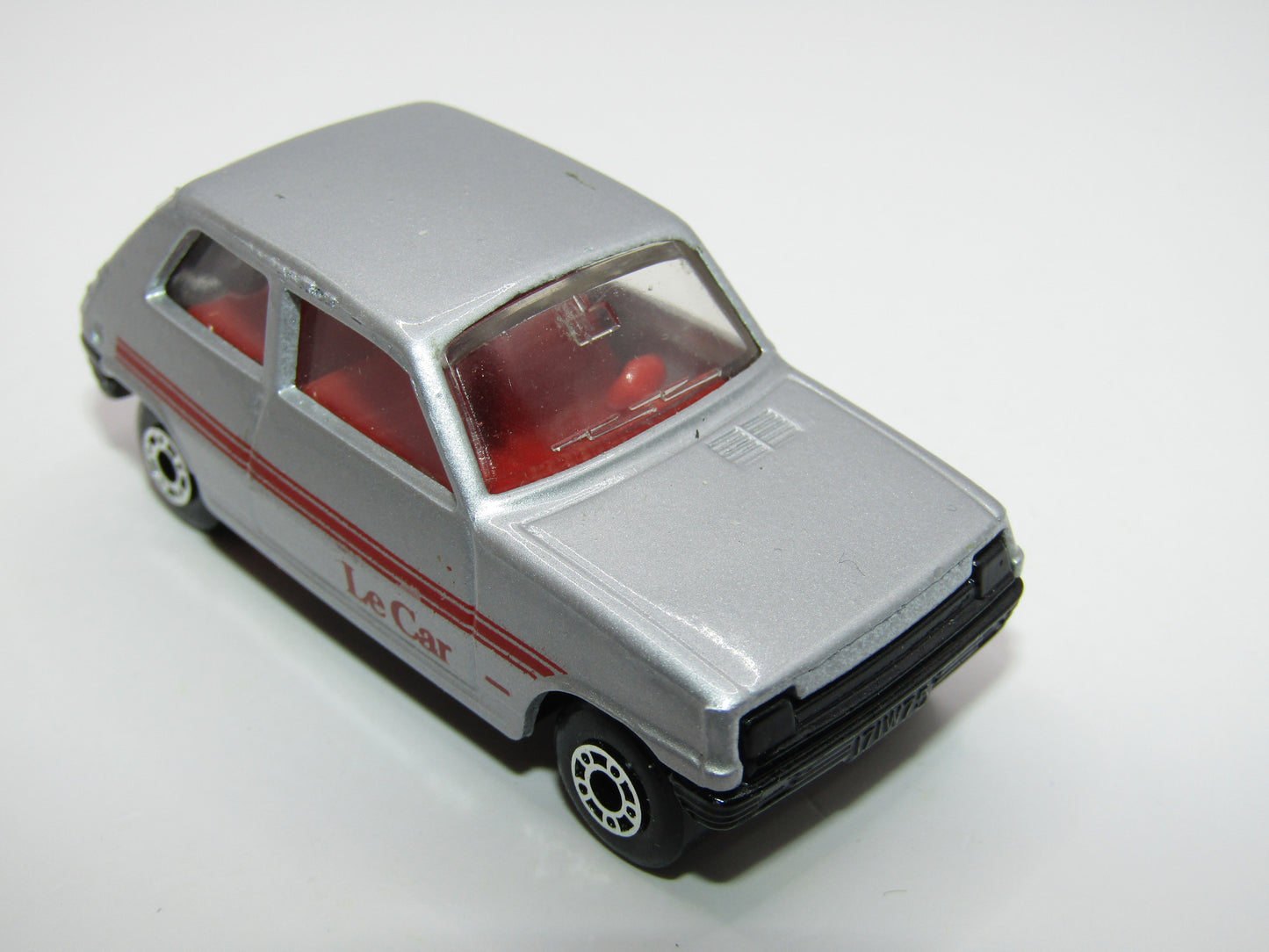 Matchbox Superfast 21C Renault 5TL Silver Le Car GLOSS Black Base