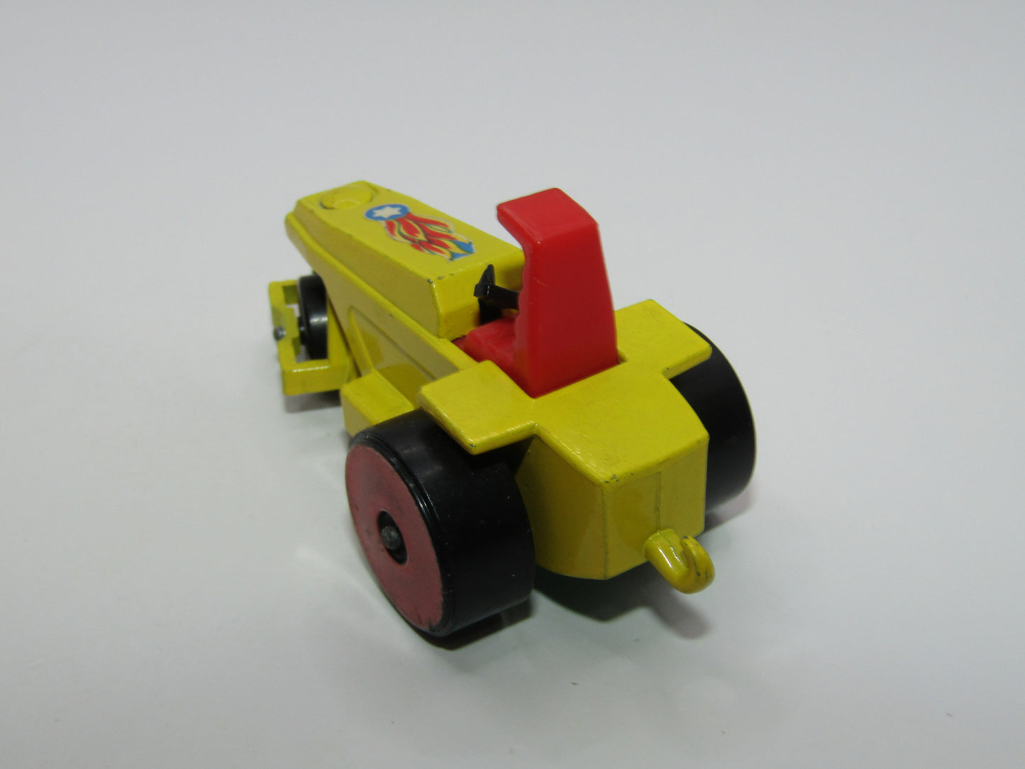 Matchbox Superfast 21B Rod Roller, flames label METALLIC RED Wheel Hubs