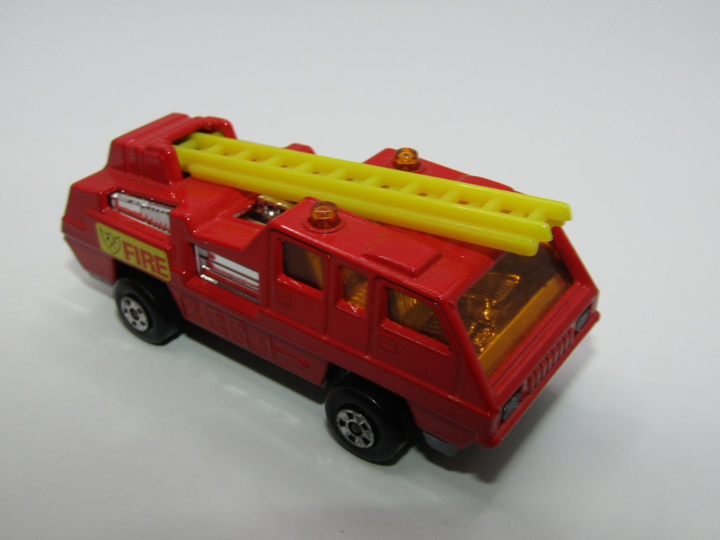 Matchbox Superfast 22C Blaze Buster Unpainted Base Yellow Ladder