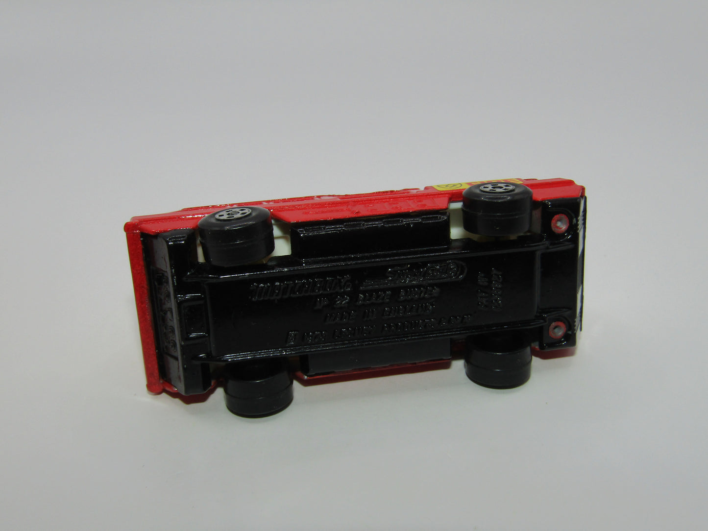 Matchbox Superfast 22C Blaze Buster White Interior Yellow Ladder