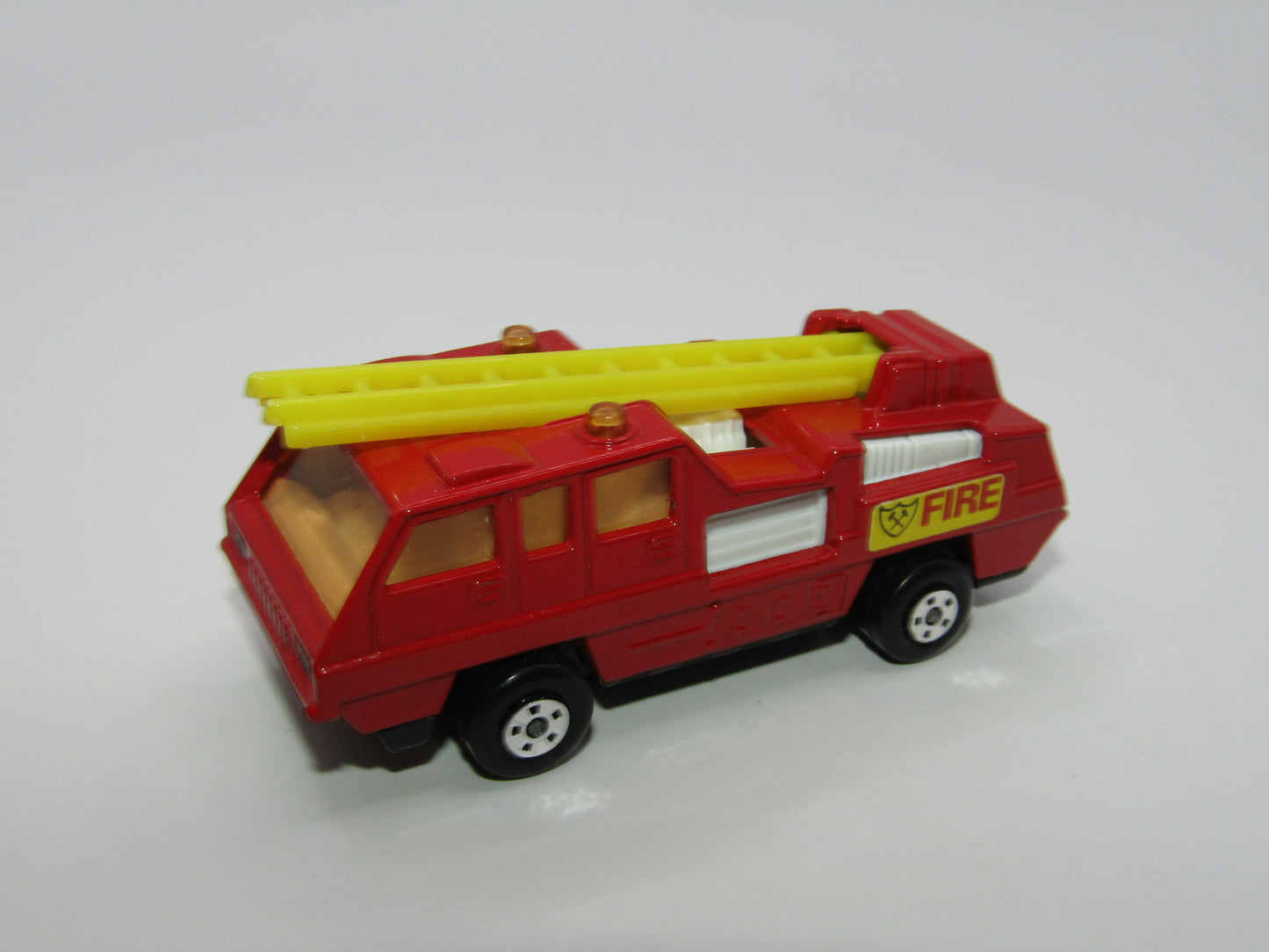 Matchbox Superfast 22C Blaze Buster White Interior Lemon Ladder