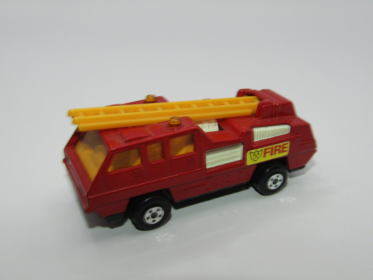 Matchbox Superfast 22C Blaze Buster Dk Red ORANGE Ladder Grey Black Base