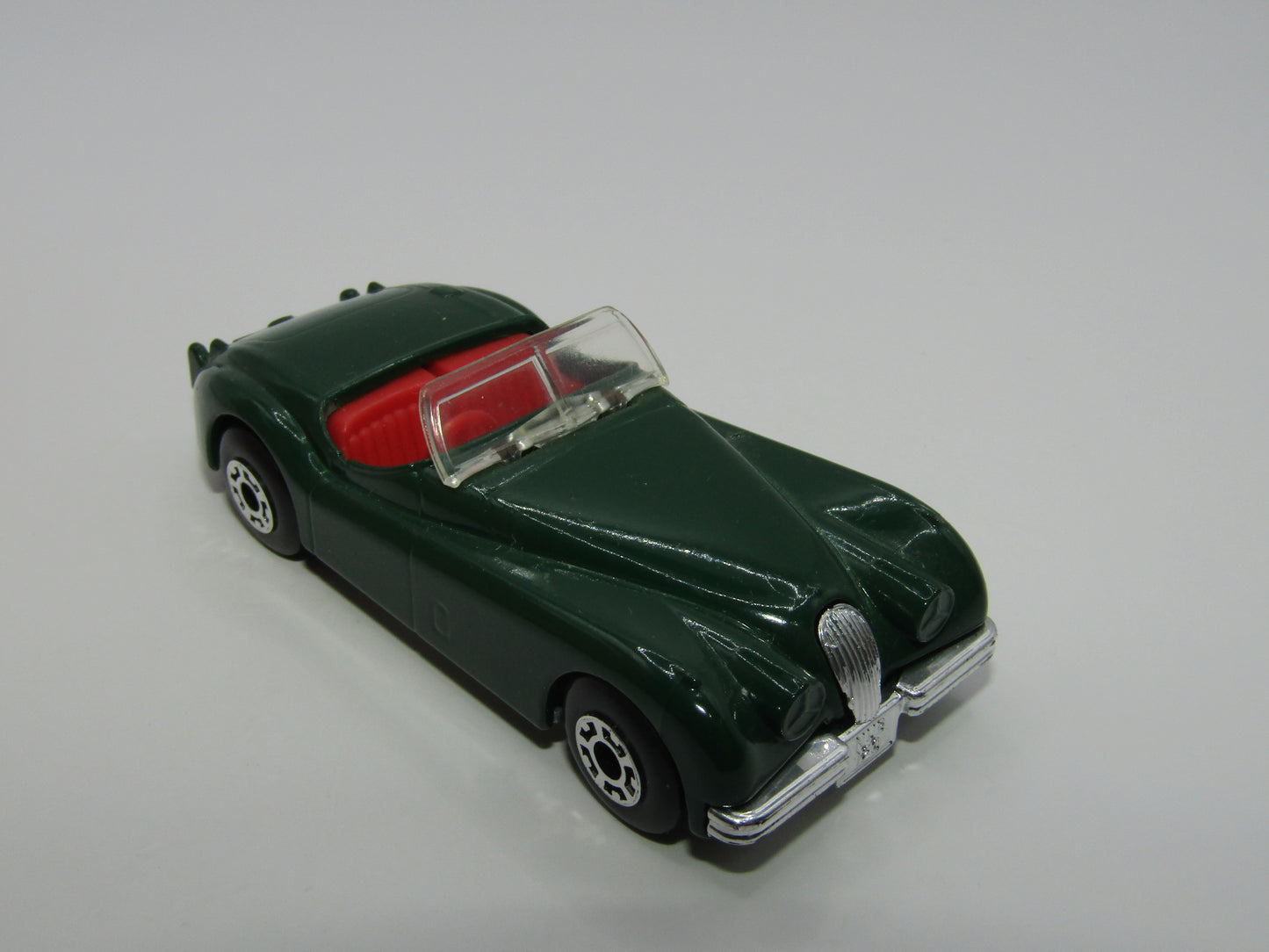 Matchbox Superfast 22E Jaguar XK 120 Dark Green England Base