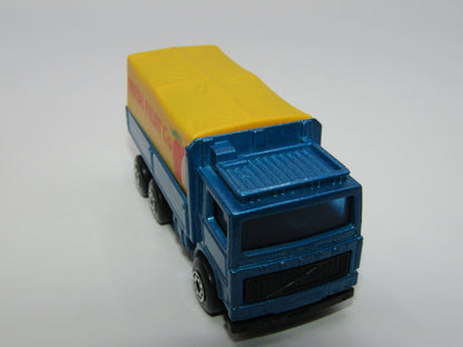 Matchbox Superfast 26F Volvo Tilt Truck England Base