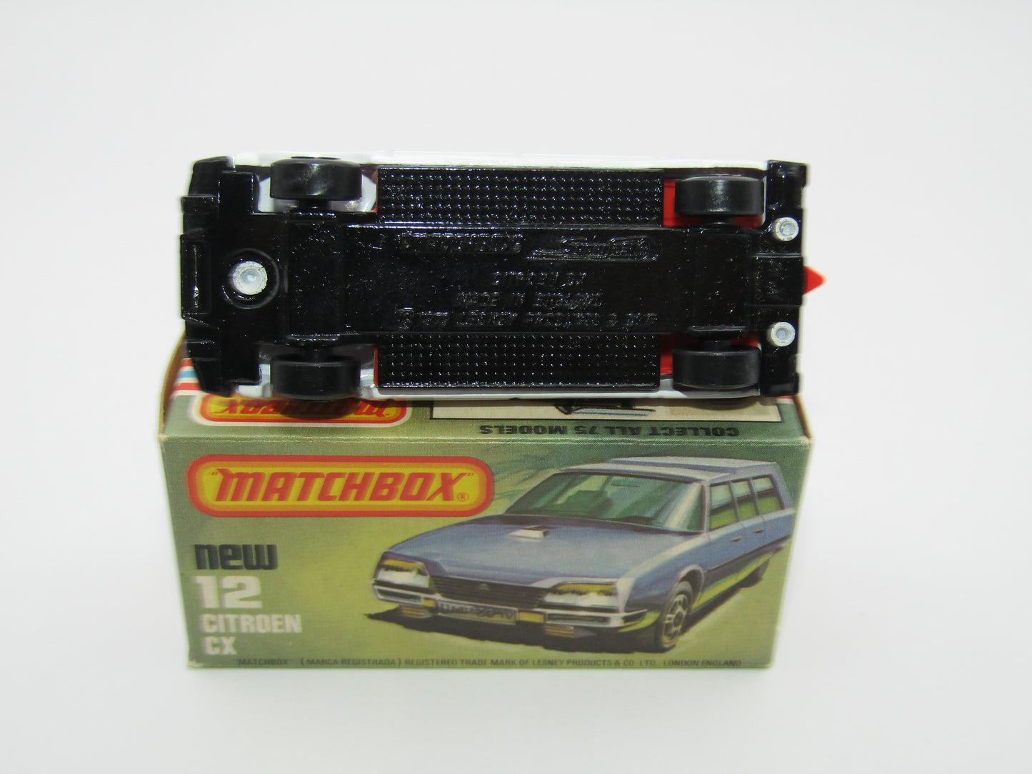 Matchbox Superfast No 12D Citroen CX Ambulance, Blue Windows BLACK Base