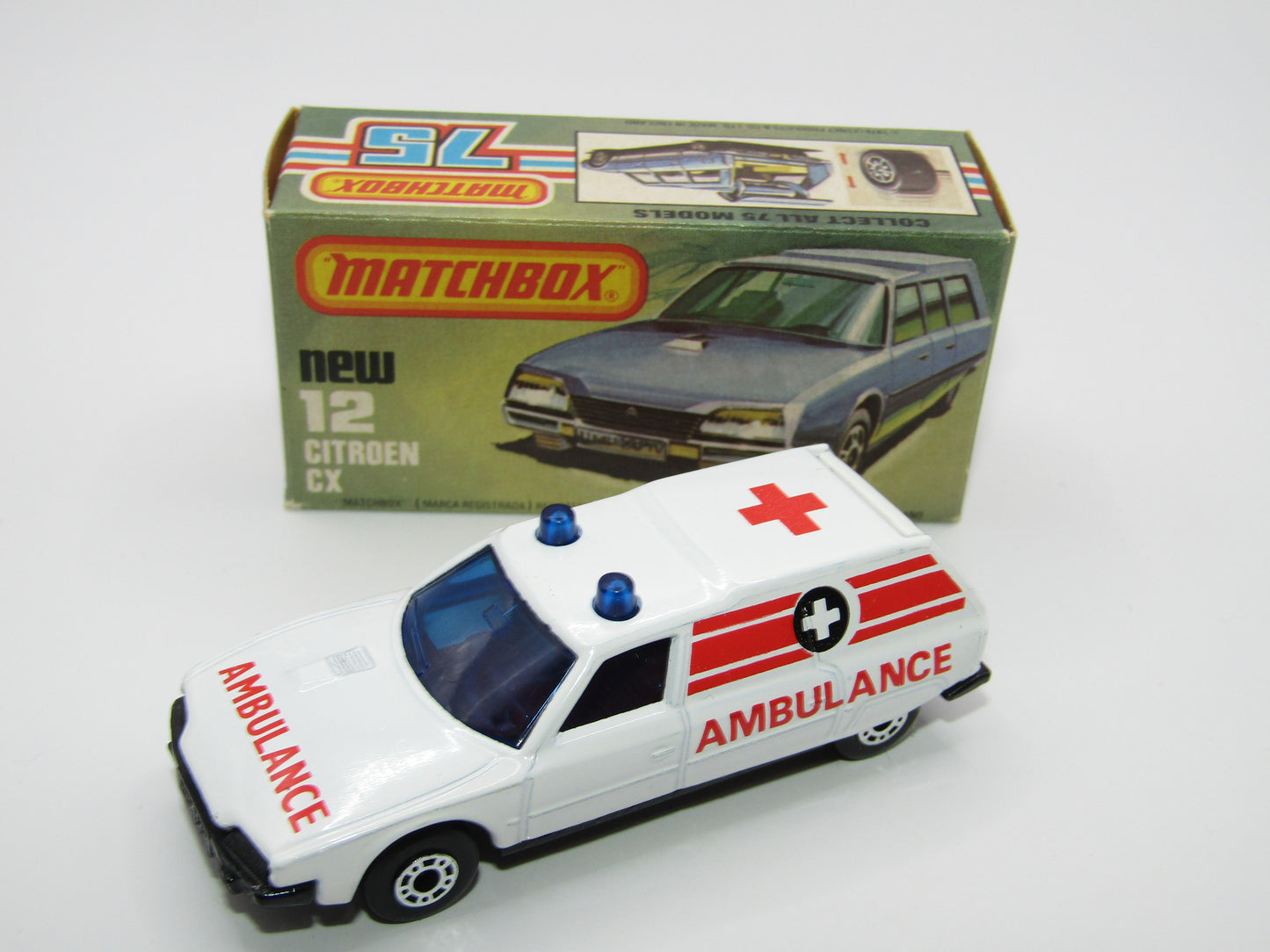 Matchbox Superfast No 12D Citroen CX Ambulance, Blue Windows BLACK Base