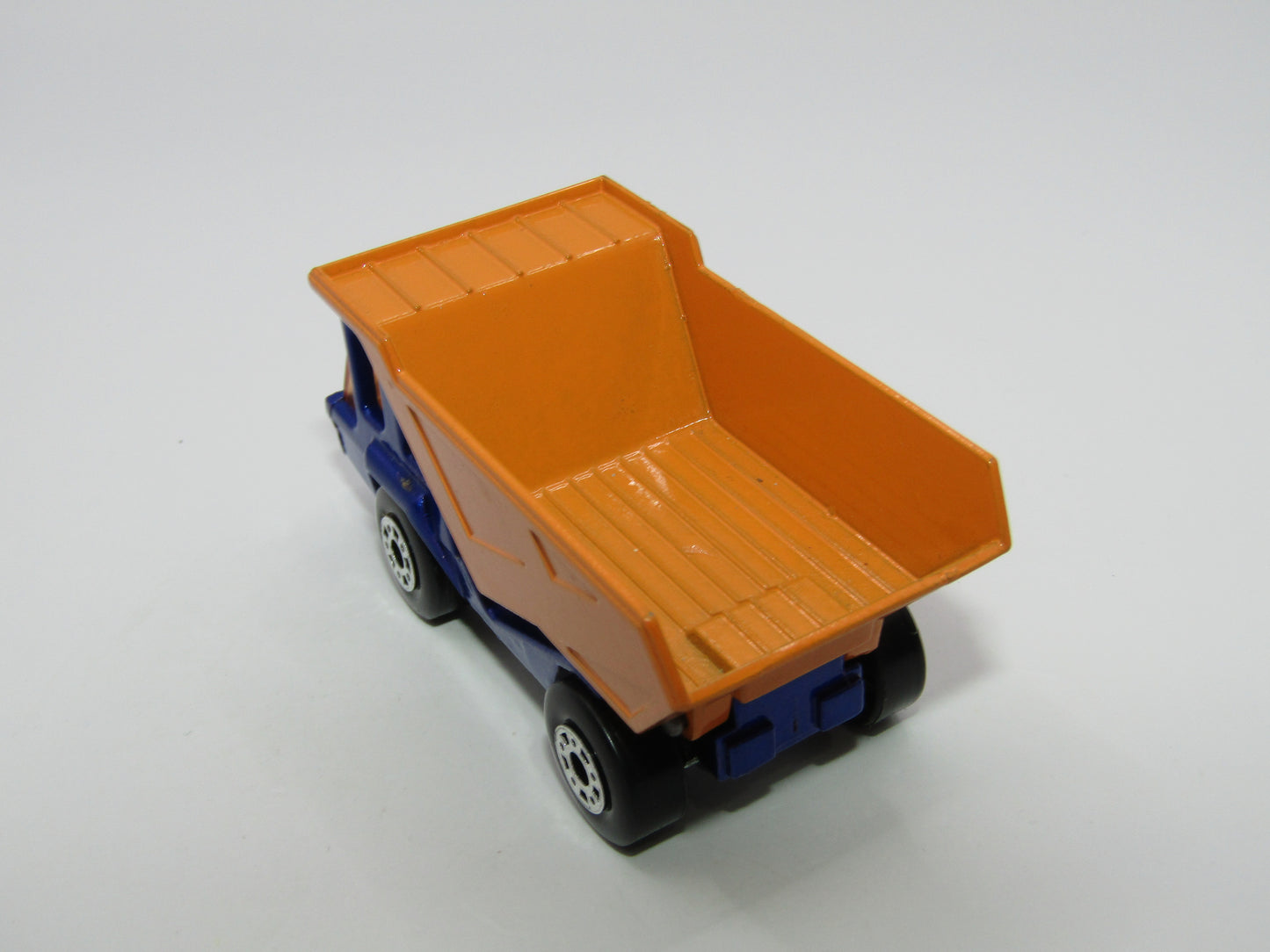 Matchbox Superfast 23B Atlas Chrome Interior Unpainted Base Dot Dash Wheels