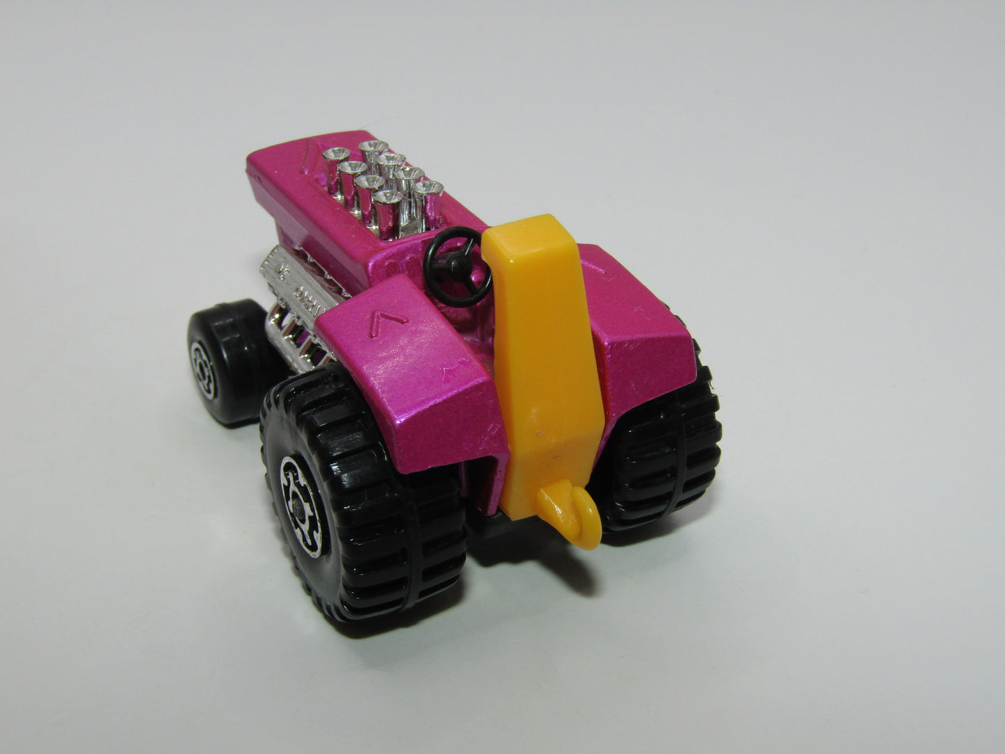 Matchbox Superfast 25B Mod Tractor Pink Maltese Cross Wheels
