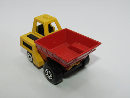 Matchbox Superfast 26C Site Dumper Yellow & Red METALLIC BROWN Base