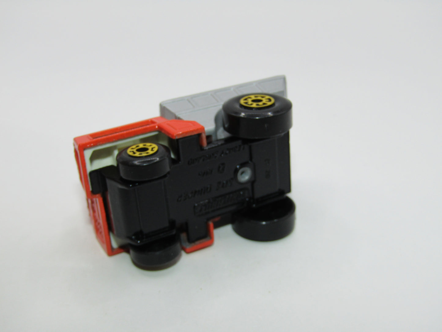 Matchbox Superfast 26C Site Dumper Light Orange Red & Silver YELLOW Hubs