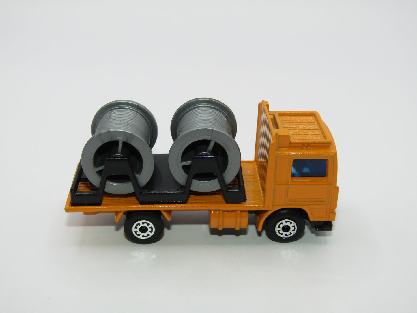 Matchbox Superfast 26E Volvo Cable Truck 5 Arch Wheels Blue Windows