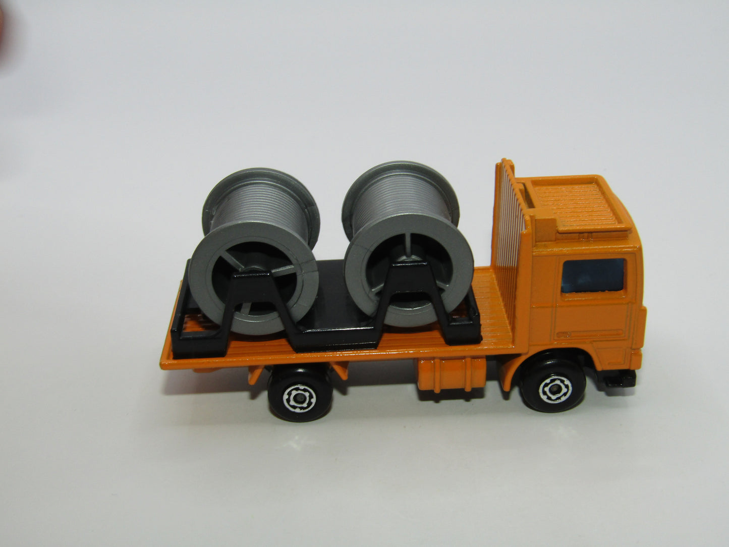 Matchbox Superfast 26E Volvo Cable Truck MALTESE CROSS Wheels