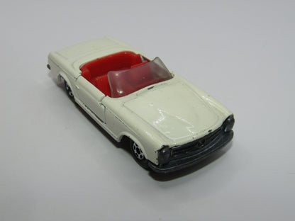 Matchbox Superfast 27A Mercedes 230SL CREAM Narrow Wheels