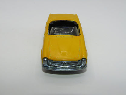 Matchbox Superfast 27A Mercedes 230SL Yellow Narrow 5 Spoke Wheels