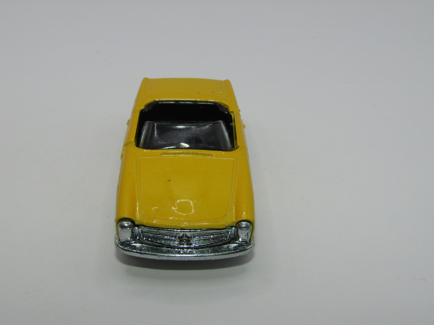 Matchbox Superfast 27A Mercedes 230SL Darker Yellow 5 Spoke Wide Wheels