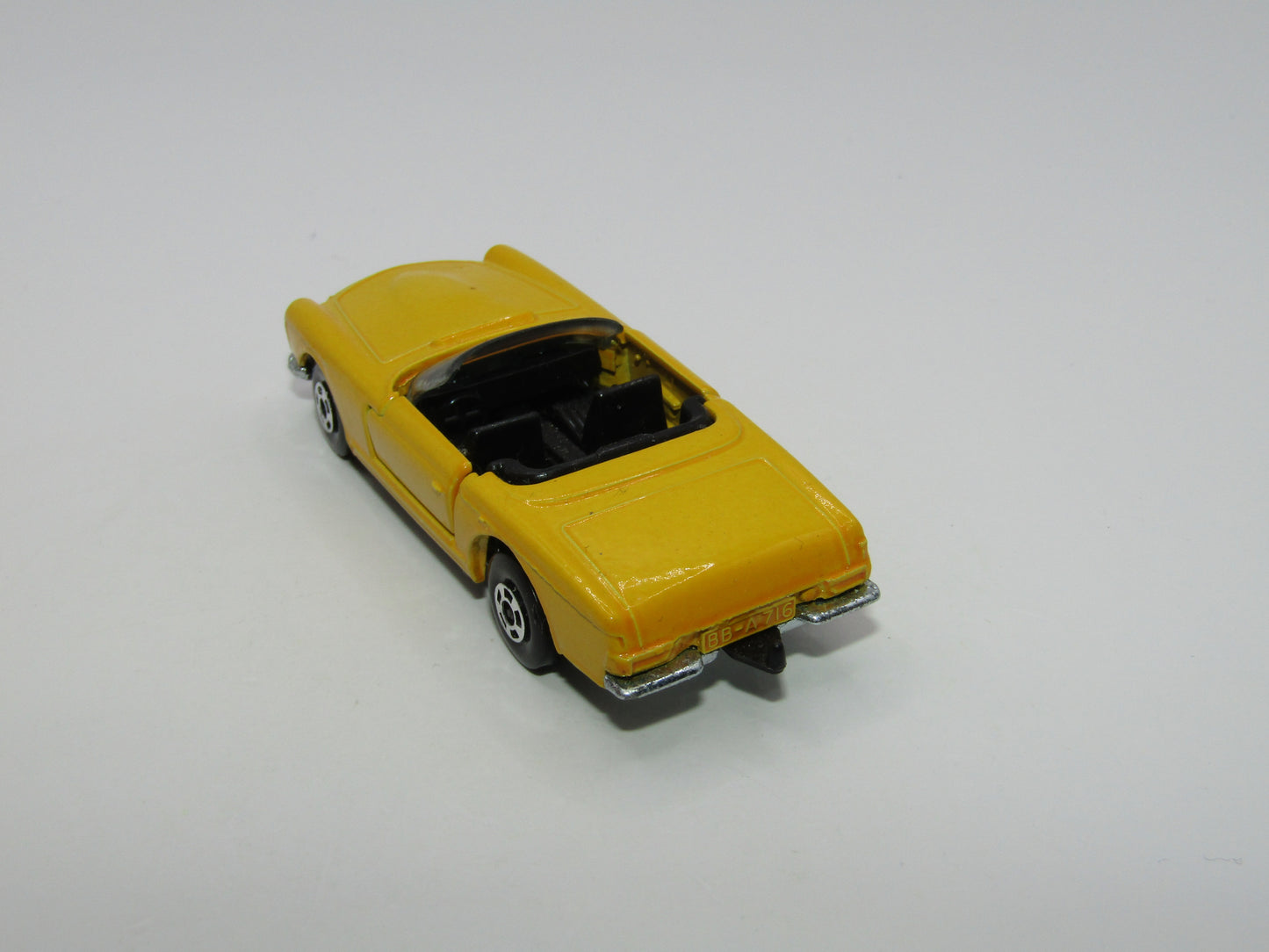Matchbox Superfast 27A Mercedes 230SL Darker Yellow 5 Spoke Wide Wheels