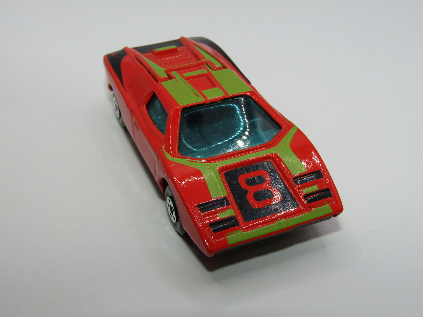 Matchbox Superfast 27B Lamborghini Countach RED - DARK GREY Interior