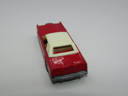 Matchbox Superfast 28C Lincoln Continental Light Pinkish Red