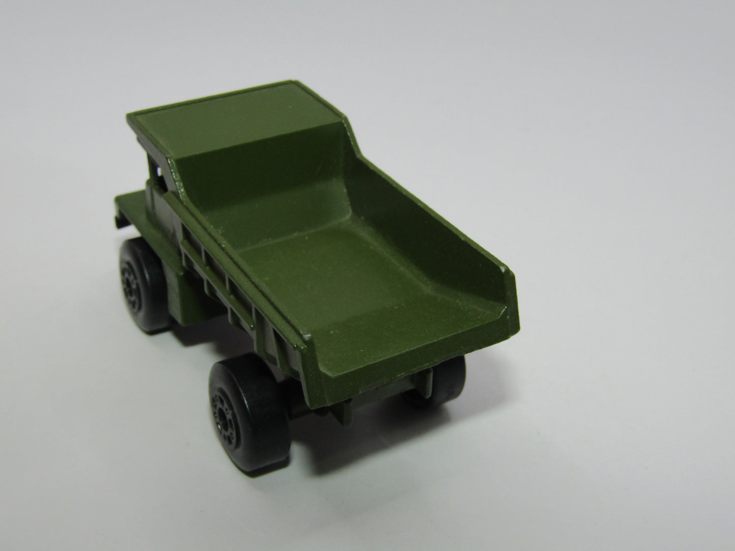Matchbox Superfast 28A Mack Dump Truck Olive Green Dot Dash Wheels