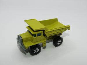 Matchbox Superfast 28A Mack Dump Truck Yellow-Green Spiro Wheels Cast Steps