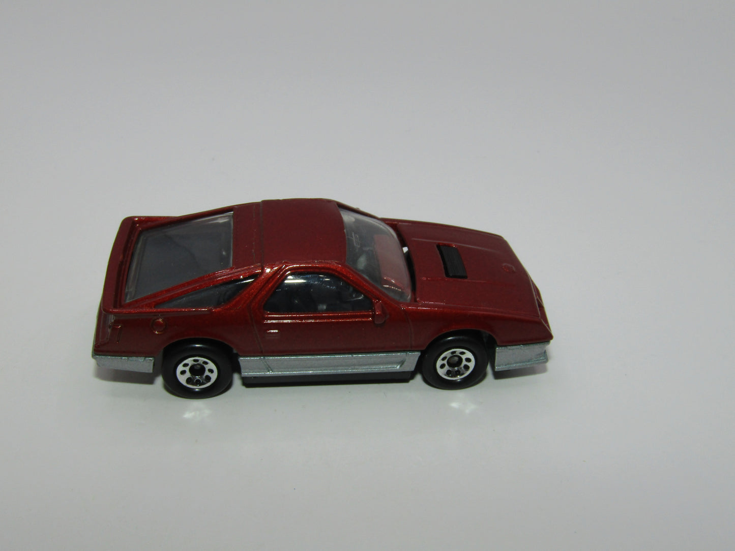 Matchbox Superfast 28E Dodge Daytona Turbo Z England Base
