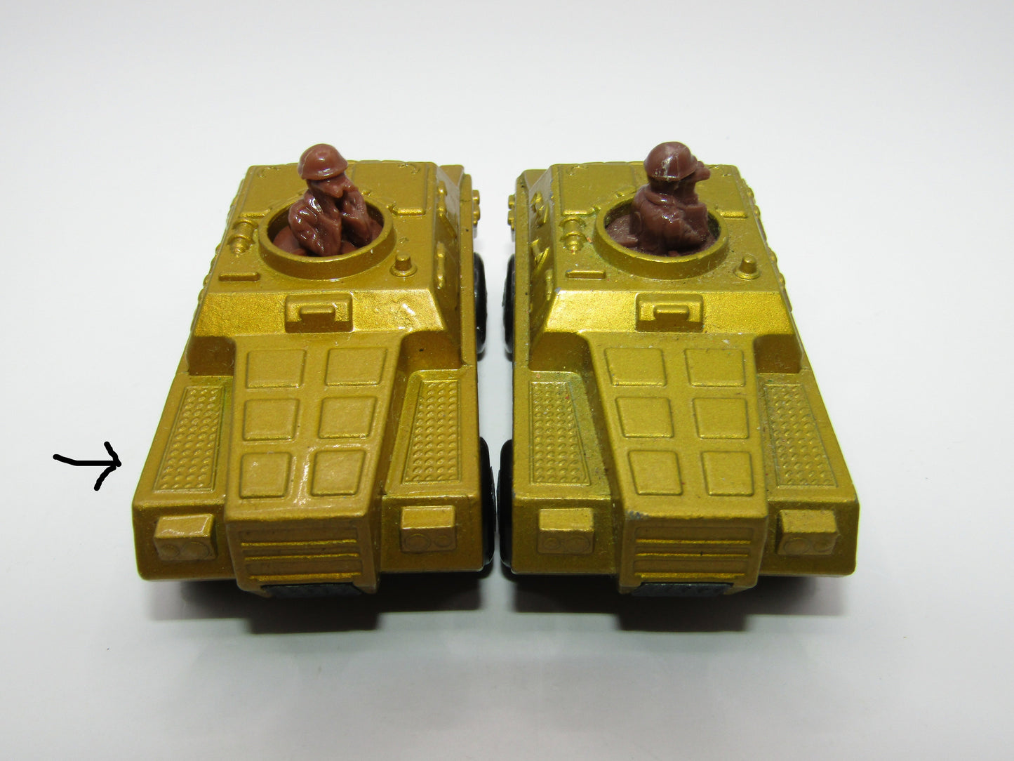 Matchbox Superfast 28B Stoat DARKER Gold, Black Base