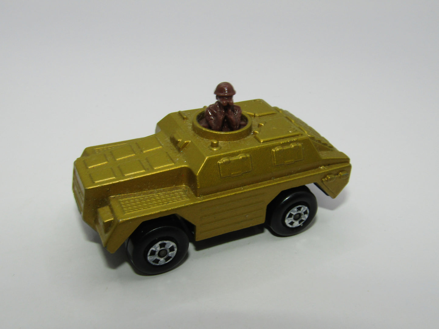 Matchbox Superfast 28B Stoat Light Gold, Black Base