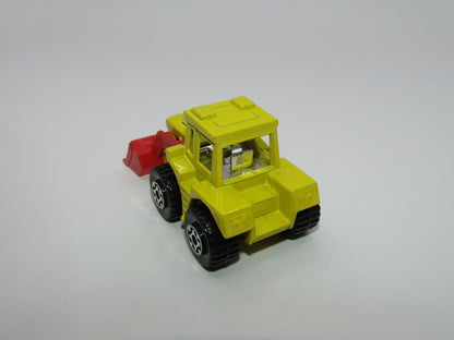 Matchbox Superfast 29C Tractor Shovel Lemon body, Chrome Interior