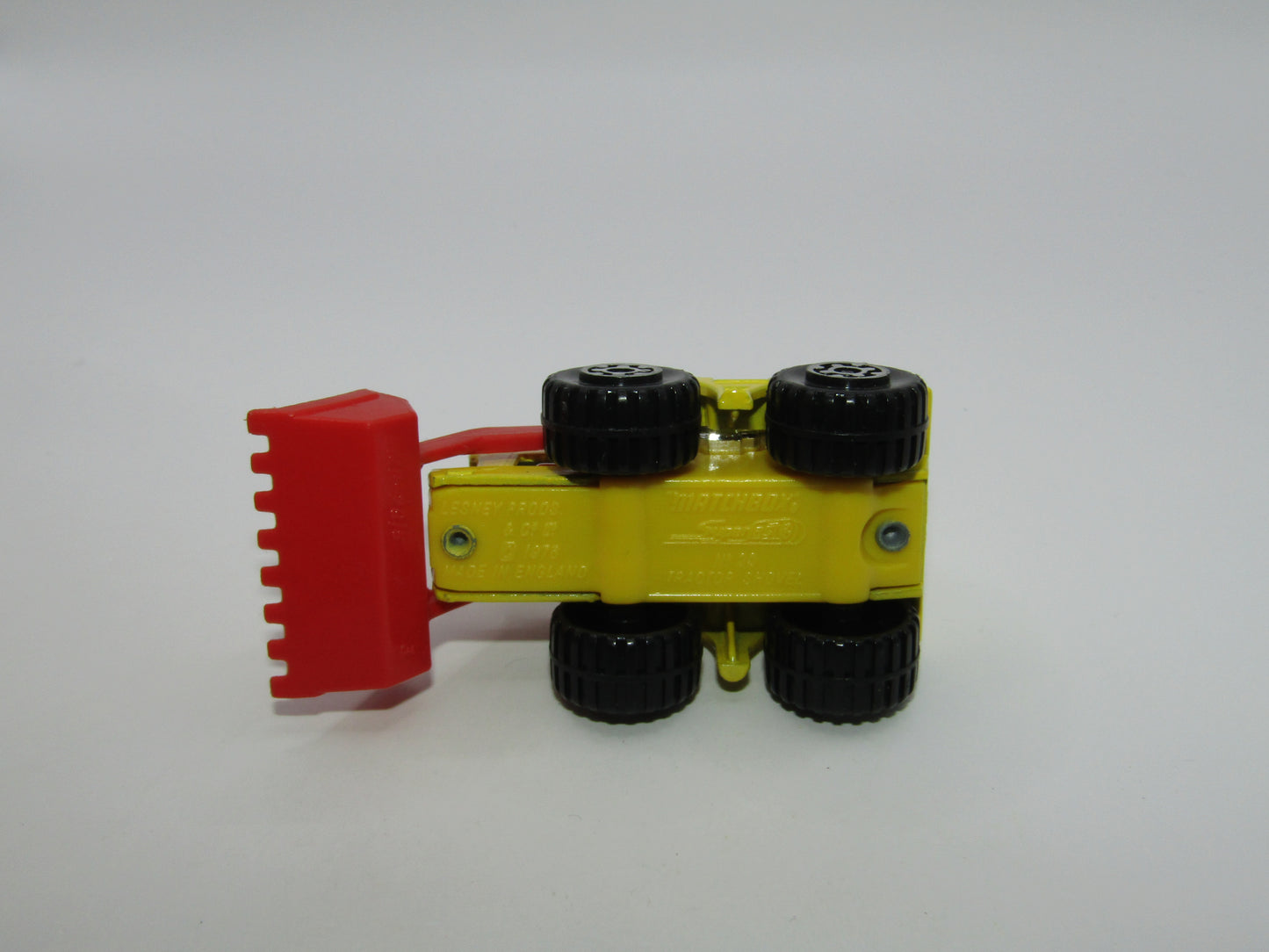 Matchbox Superfast 29C Tractor Shovel Lemon body, Chrome Interior
