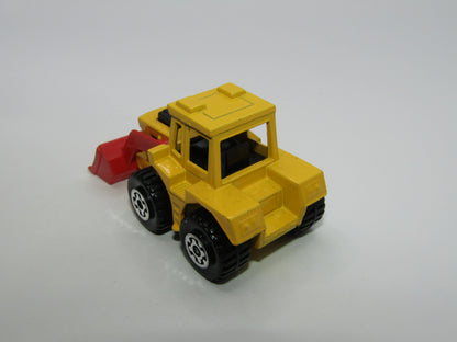 Matchbox Superfast 29C Tractor Shovel Dark Yellow Body Red Shovel