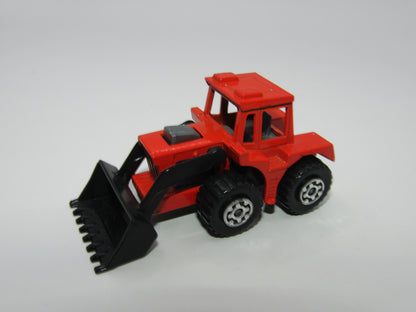 Matchbox Superfast 29C Tractor Shovel Red, Black Shovel, Silver Grey Interior