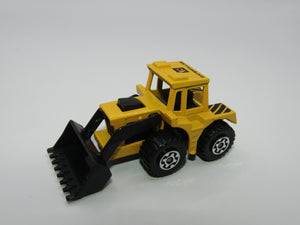 Matchbox Superfast 29C Tractor Shovel Yellow Caterpillar Tampo Black Base