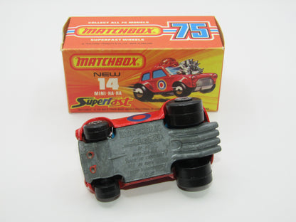 Matchbox Superfast No 14B Mini Ha-Ha Flesh Coloured Driver, Light Brown Helmet, 2 Colour Labels , Blue Windows