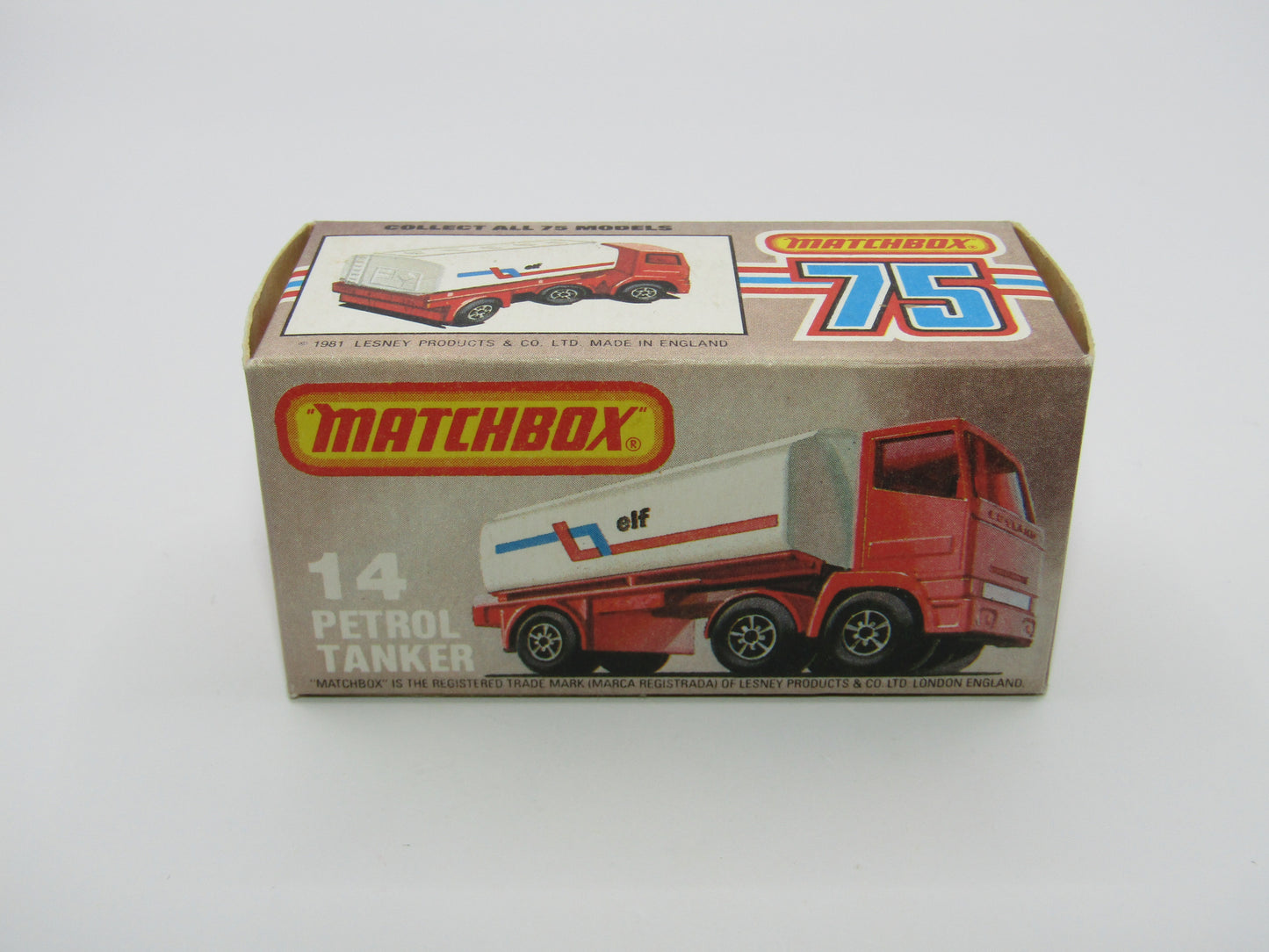 Matchbox Superfast 14D Leyland Articulated Tanker CREAM No 30 Base